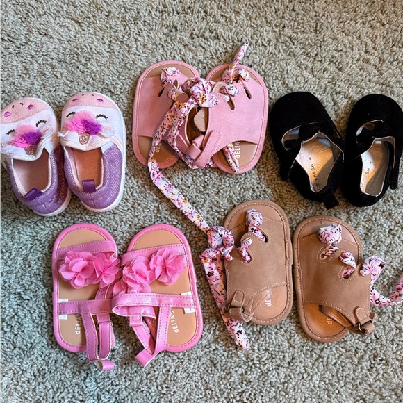 Other - Girls Sandals Set